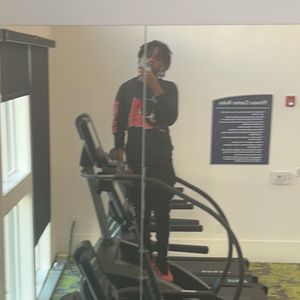 Meet your Posher, Shane